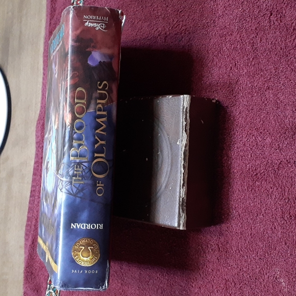 The Heroes of Olympus, Book 5: The Blood of Olympus, Hardcover, Preowned - Picture 3 of 8